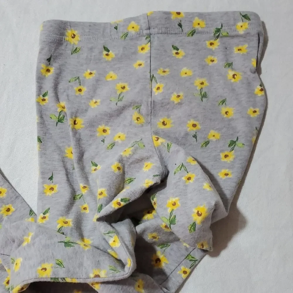 Old Navy Girls Size 8 Gray Leggings with Yellow Floral Pattern 🌏5/$10🌏
